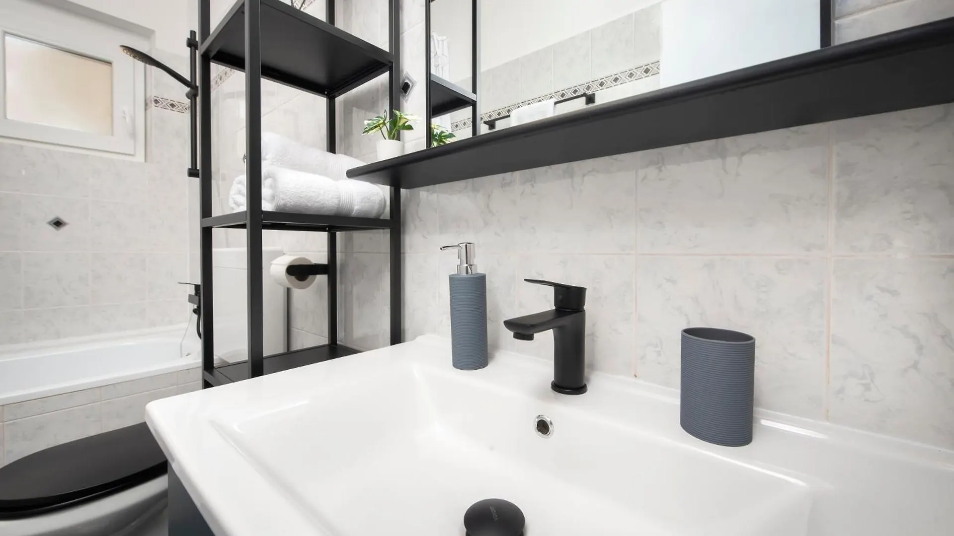 Mate & Mira Apartment Rovinj 0*,  كرواتيا